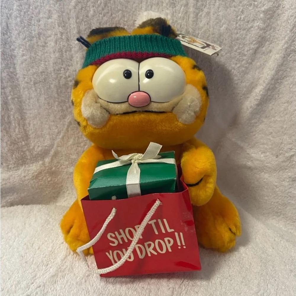 Vintage 9" Tall 1981 Vintage Dakin Garfield Christmas Shop 'Til You Drop